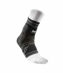 MCDAVID Elite Enginrd Elastic Ankle Brace W/ Fig 6 Strap & Stays